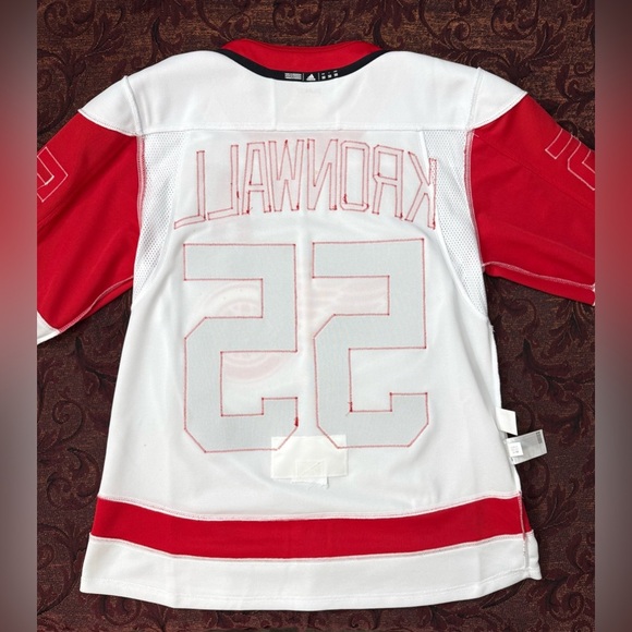 Authentic Kronwall Detroit Red Wings NHL Jersey - Picture 5 of 7
